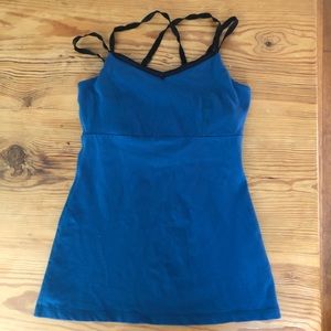 Beyond Yoga Teal and Black Strappy Crisscross Tank M